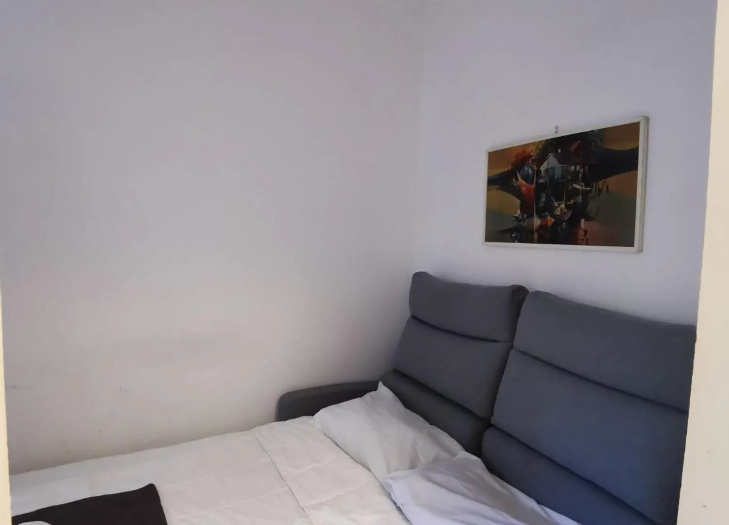 Venezuela Apartment Milan 0*,  Italy